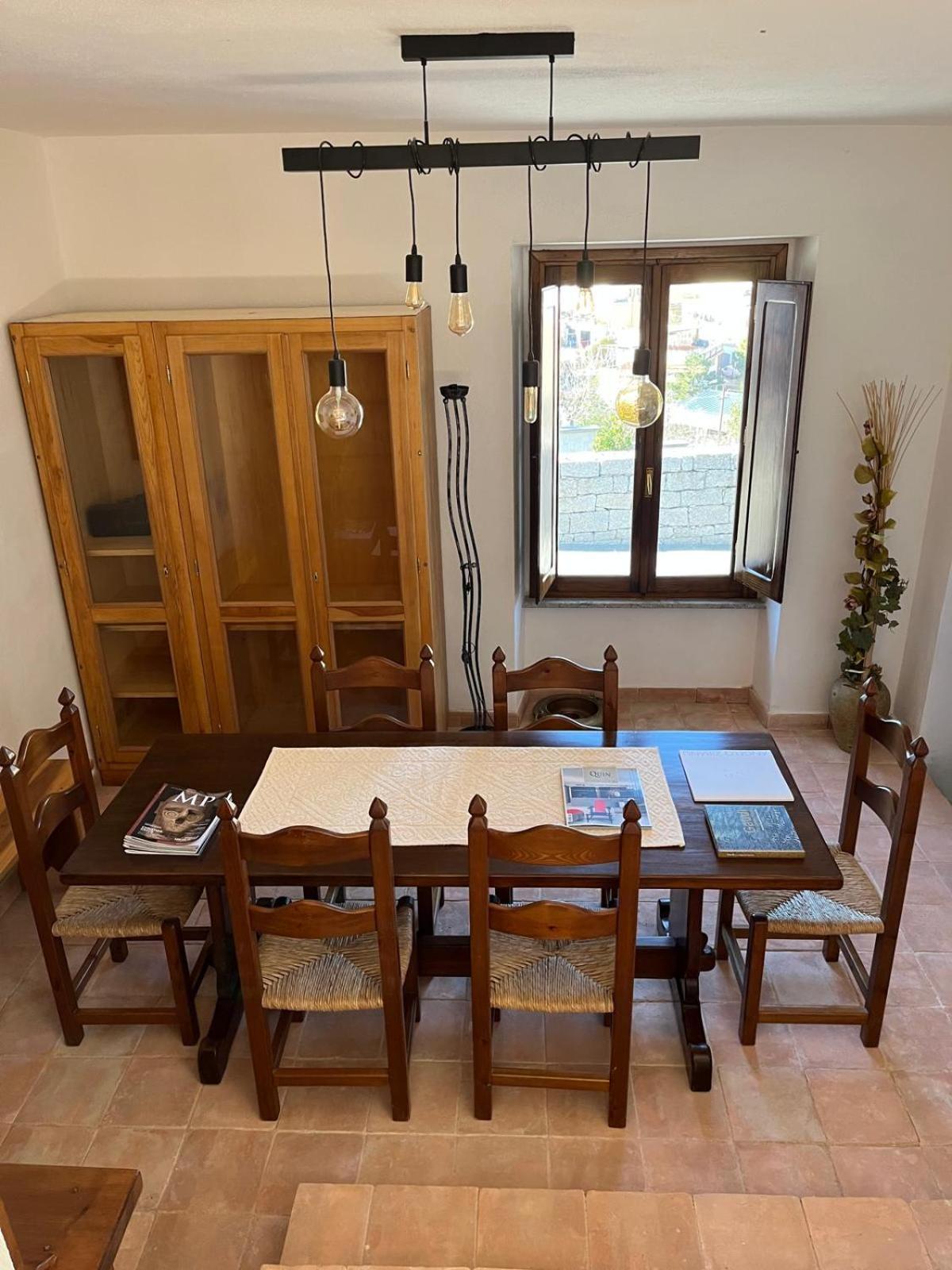 Casa Ziranu Sa Domo E Su Cantaru Orani Ngoại thất bức ảnh